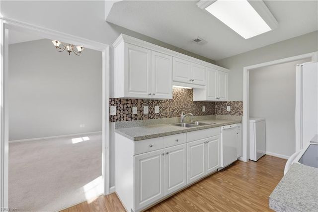 1802 Gunston DR, Suffolk, VA 23434