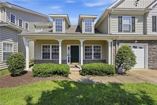1802 Gunston DR, Suffolk, VA 23434