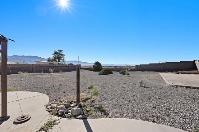 4516 QUARTZ Drive NE, Rio Rancho, NM 87124