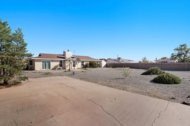 4516 QUARTZ Drive NE, Rio Rancho, NM 87124