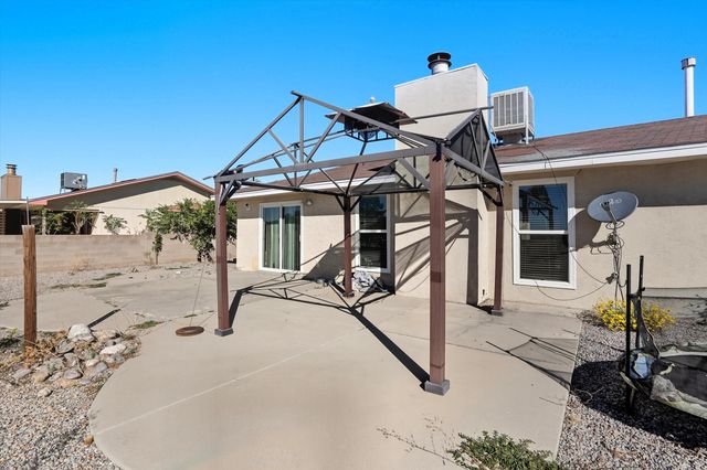 4516 QUARTZ Drive NE, Rio Rancho, NM 87124