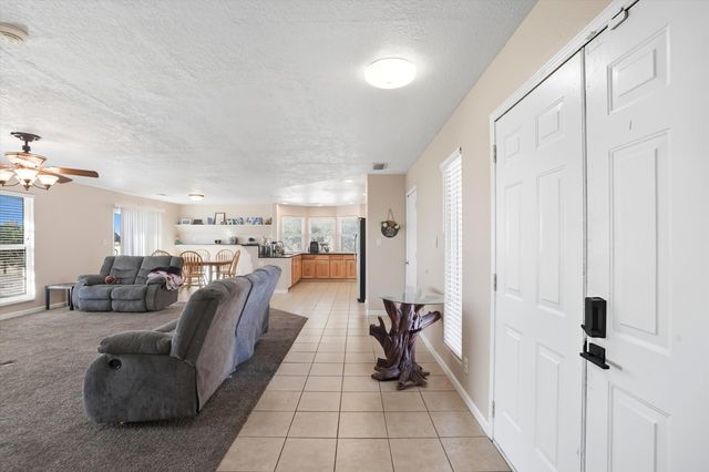 4516 QUARTZ Drive NE, Rio Rancho, NM 87124