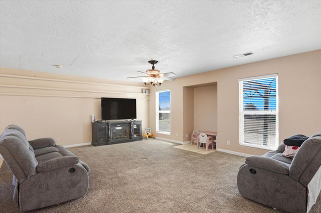 4516 QUARTZ Drive NE, Rio Rancho, NM 87124