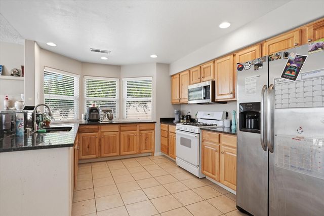 4516 QUARTZ Drive NE, Rio Rancho, NM 87124