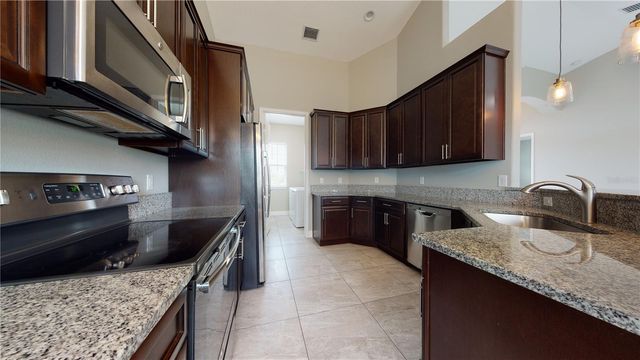 15 DOGWOOD TERRACE, Palm Coast, FL 32137