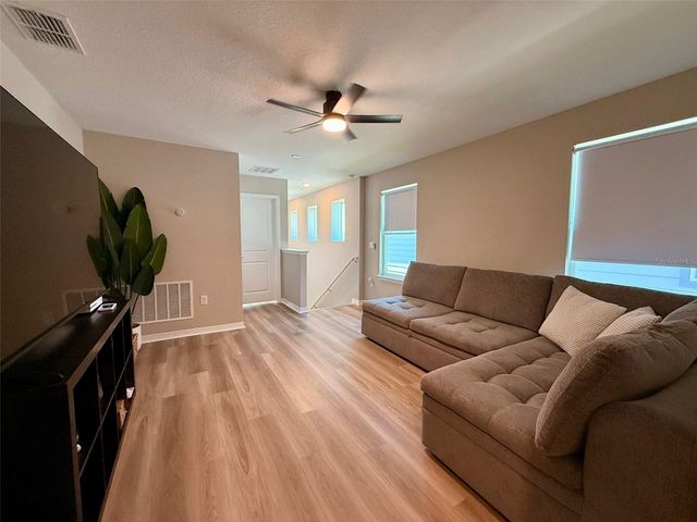 6475 BREEZE FILLED LANE, Winter Garden, FL 34787