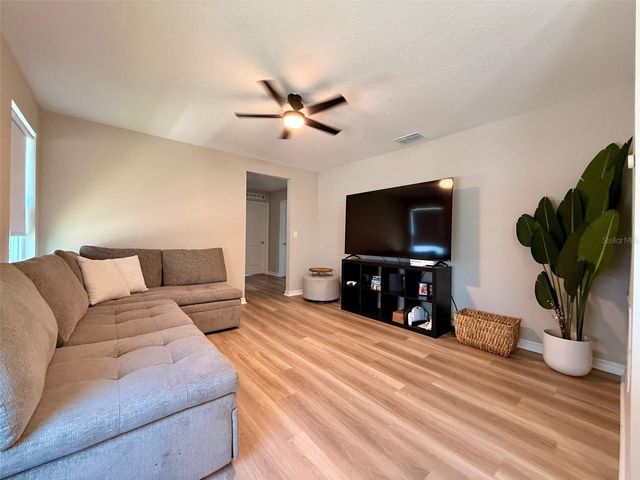 6475 BREEZE FILLED LANE, Winter Garden, FL 34787