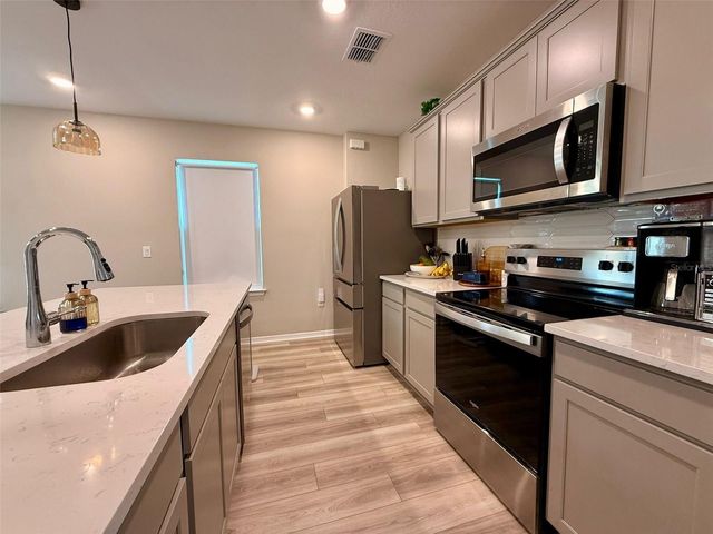 6475 BREEZE FILLED LANE, Winter Garden, FL 34787
