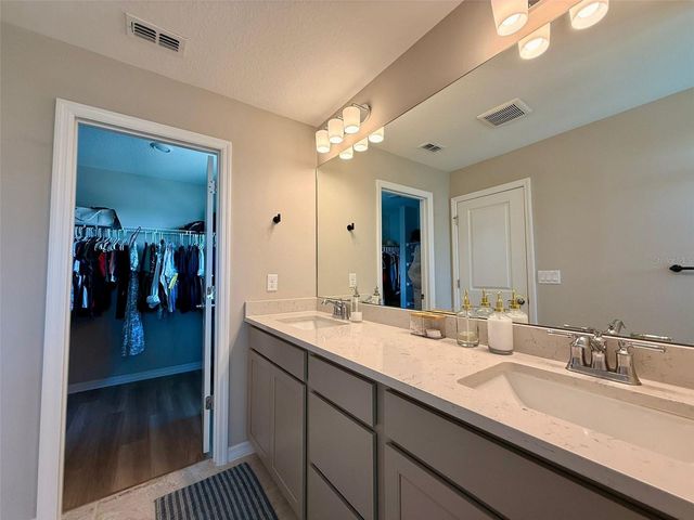 6475 BREEZE FILLED LANE, Winter Garden, FL 34787