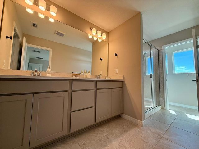 6475 BREEZE FILLED LANE, Winter Garden, FL 34787