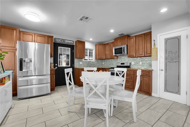 32533 Avenue E, Yucaipa, CA 92399