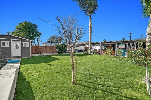 32533 Avenue E, Yucaipa, CA 92399