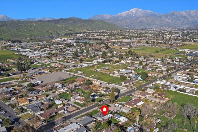 32533 Avenue E, Yucaipa, CA 92399