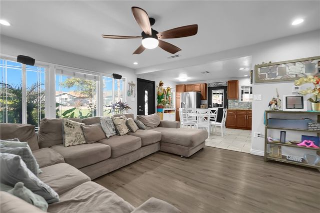 32533 Avenue E, Yucaipa, CA 92399