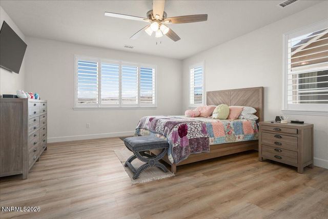 6174 Red Sun Drive, Sparks, NV 89436