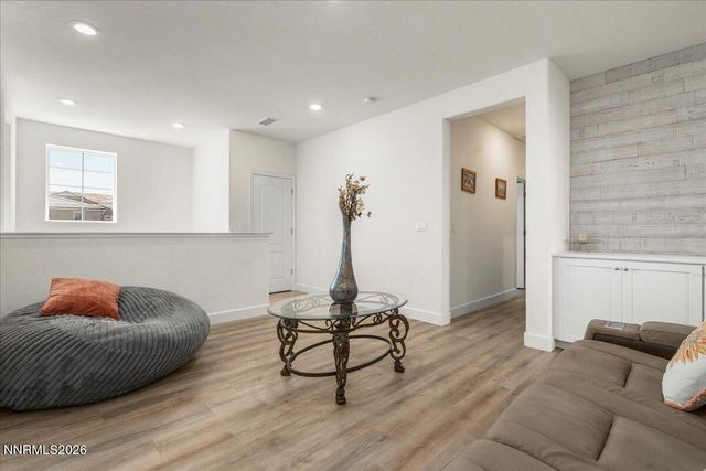 6174 Red Sun Drive, Sparks, NV 89436