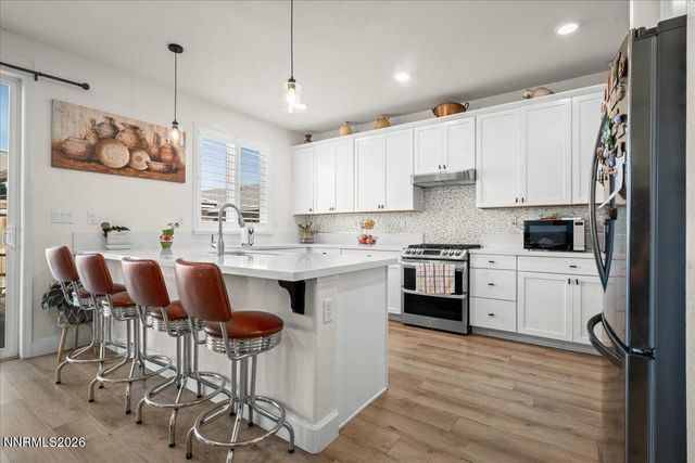 6174 Red Sun Drive, Sparks, NV 89436
