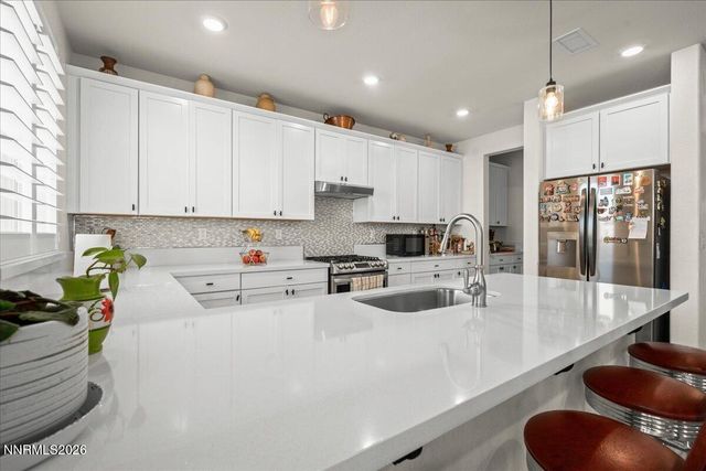 6174 Red Sun Drive, Sparks, NV 89436