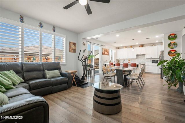 6174 Red Sun Drive, Sparks, NV 89436