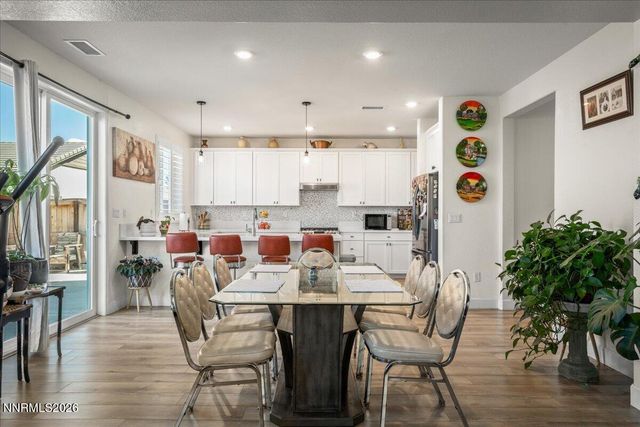6174 Red Sun Drive, Sparks, NV 89436
