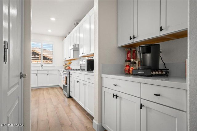 6174 Red Sun Drive, Sparks, NV 89436