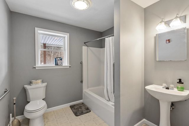 85 Pierce Road, Fitzwilliam, NH 03447