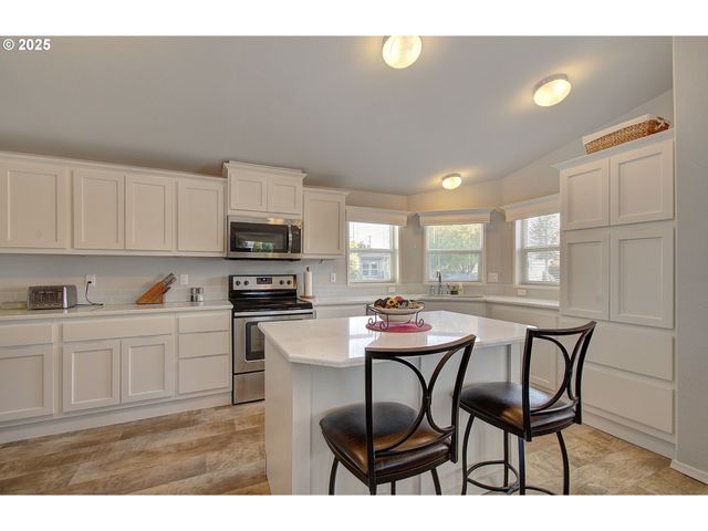 16500 Se 1ST St 170, Vancouver, WA 98684