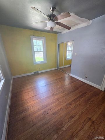 107 S 30th Street, Belleville, IL 62226