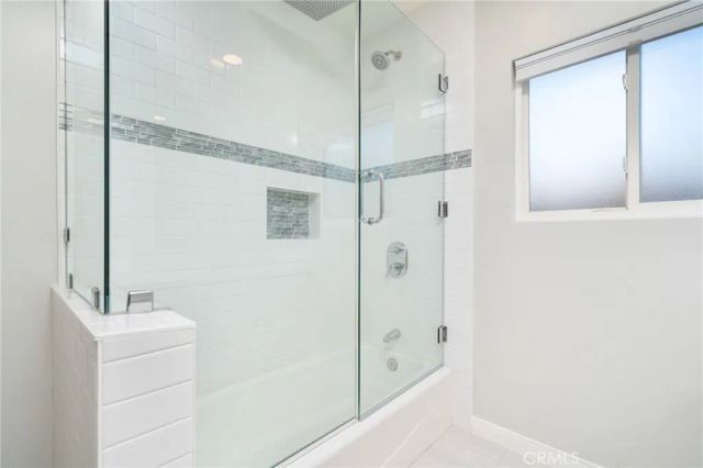 205 N Hacienda Avenue, Glendora, CA 91741