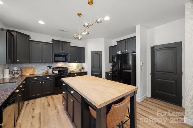 1668 Beleek Ridge Lane, Clover, SC 29710