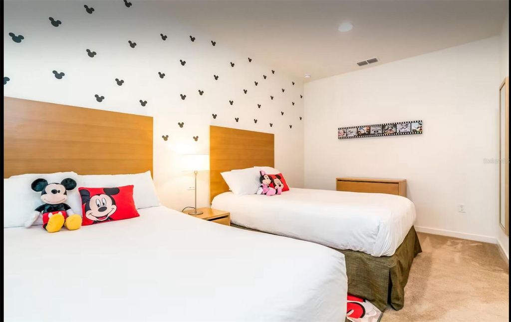 Image 12 of property listing at 2653 ROADSTER LANE, Kissimmee, FL 34746