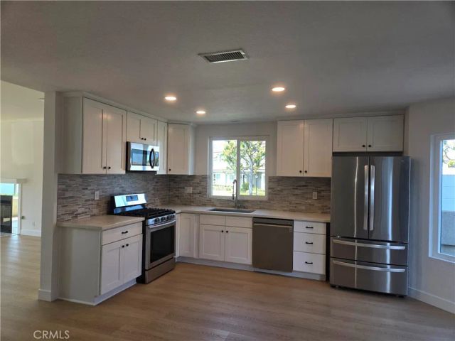 336 Fallingstar, Irvine, CA 92614
