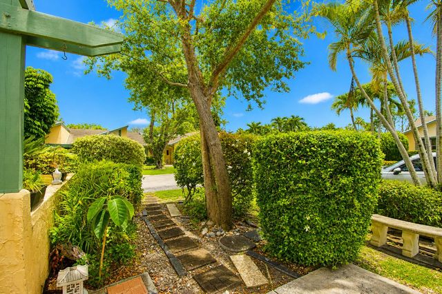 7951 Little Lane, Boca Raton, FL 33433