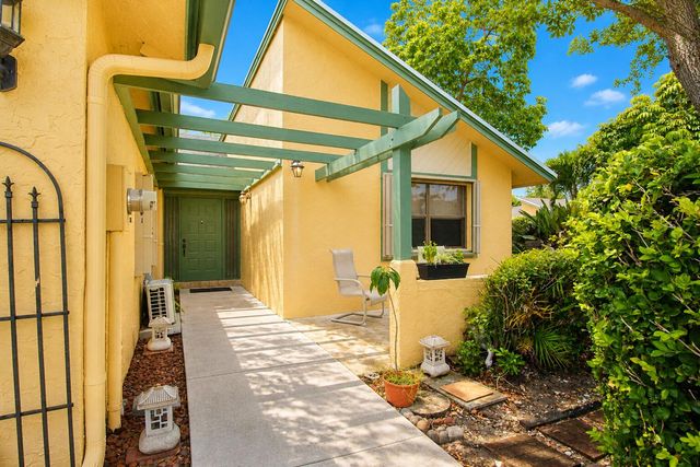 7951 Little Lane, Boca Raton, FL 33433
