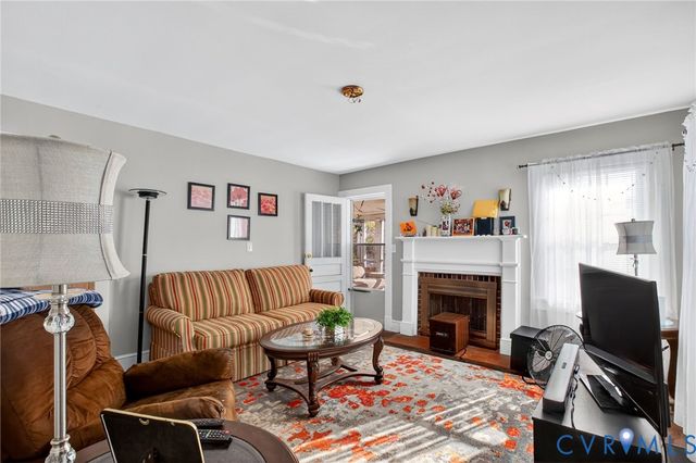 13064 History Land Hwy, Warsaw, VA 22572