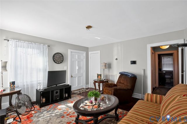 13064 History Land Hwy, Warsaw, VA 22572