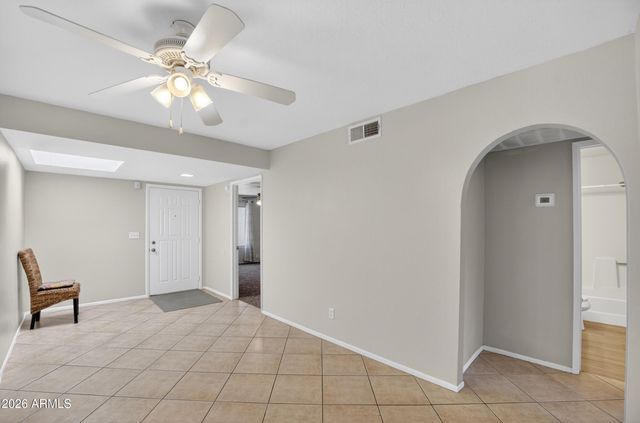 517 W DUKE Drive, Tempe, AZ 85283