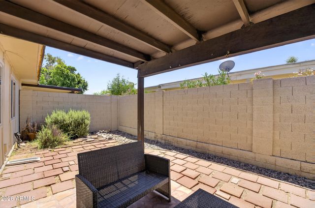 517 W DUKE Drive, Tempe, AZ 85283