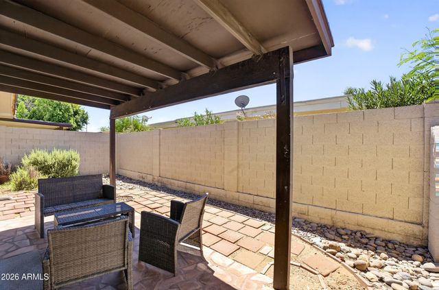 517 W DUKE Drive, Tempe, AZ 85283