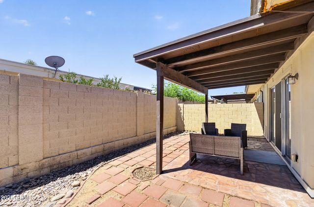 517 W DUKE Drive, Tempe, AZ 85283