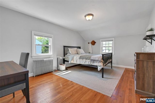 2-05 33rd Street, Fair Lawn, NJ 07410