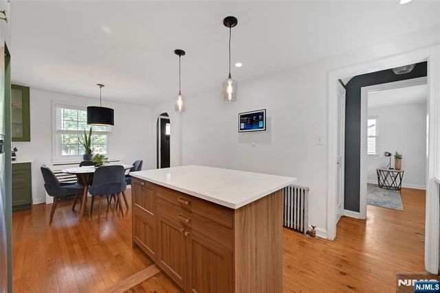 2-05 33rd Street, Fair Lawn, NJ 07410