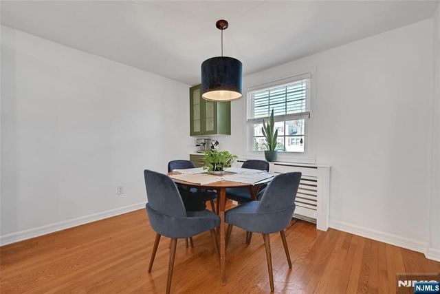 2-05 33rd Street, Fair Lawn, NJ 07410