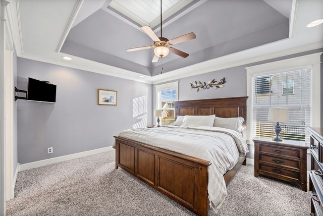 352 Lowline Dr, Clarksville, TN 37043