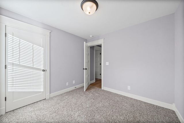 352 Lowline Dr, Clarksville, TN 37043