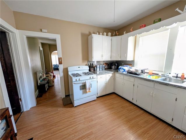 511 Dewitt Street, Syracuse, NY 13203