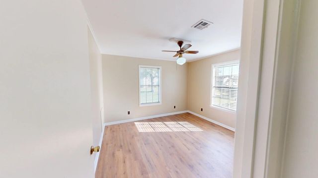 1424 Rue Des Chene, Westlake, LA 70669