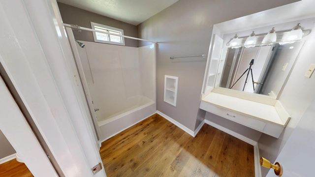 1424 Rue Des Chene, Westlake, LA 70669