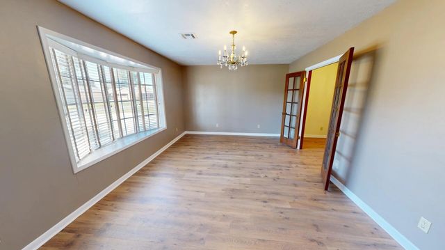 1424 Rue Des Chene, Westlake, LA 70669