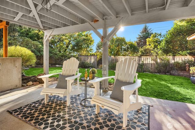 7209 2nd Avenue NW, Seattle, WA 98117